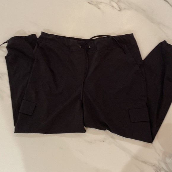 Chico’s light weight jogger style cropped pants, Size 1 - Picture 3 of 8
